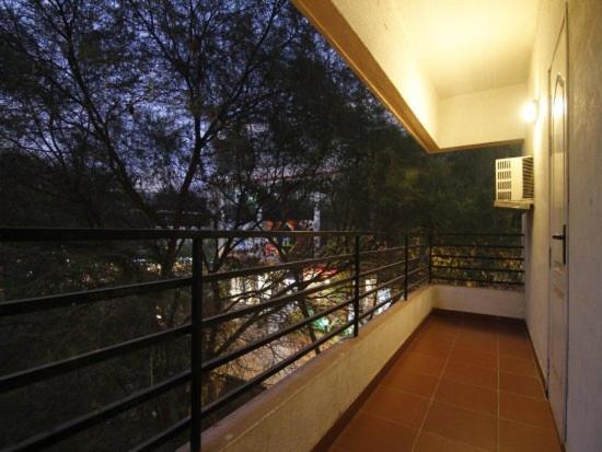 Hotel Lotus Pune Dış mekan fotoğraf